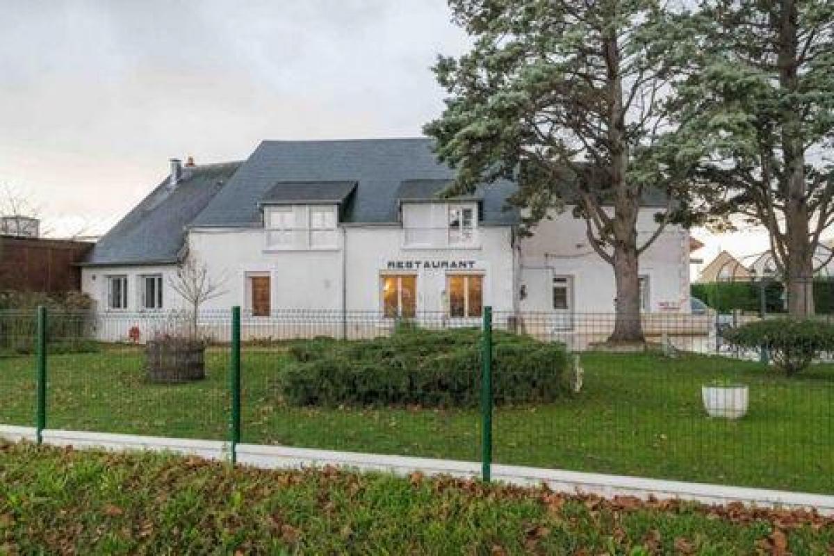 Picture of Office For Sale in Tauxigny, Centre, France