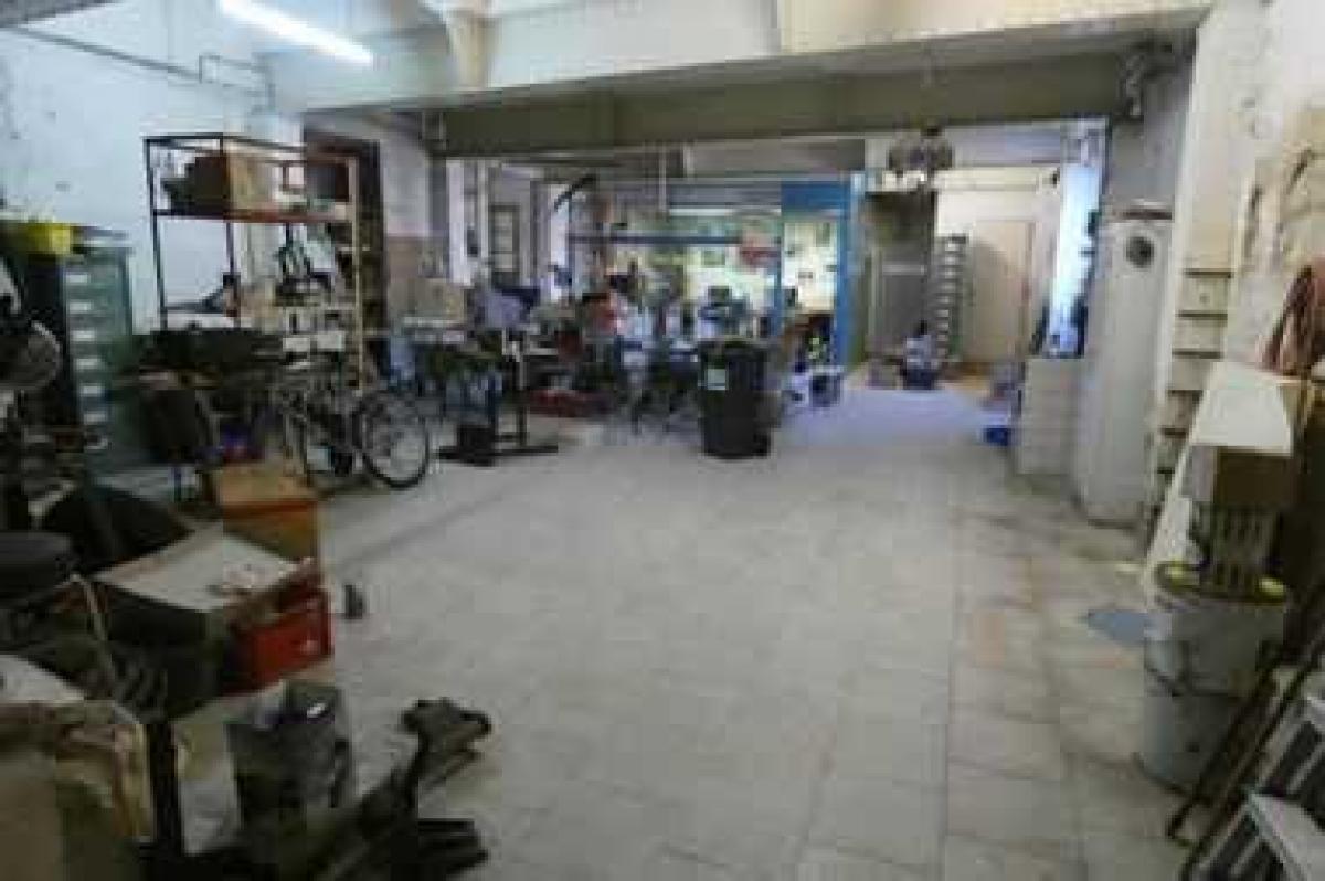 Picture of Office For Sale in Ales, Languedoc Roussillon, France