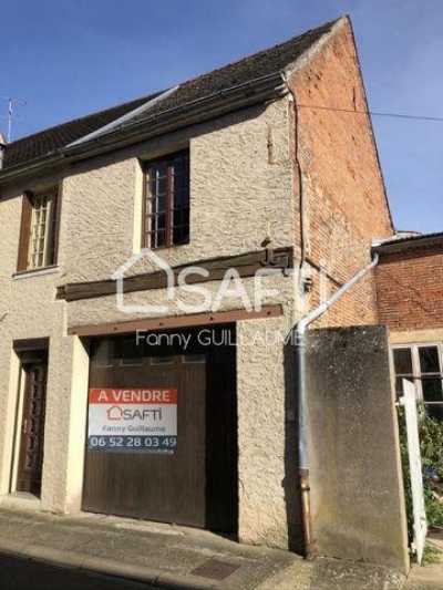 Farm For Sale in Seurre, France