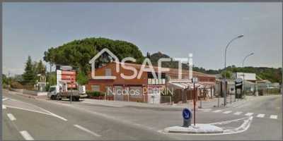 Office For Sale in Vidauban, France