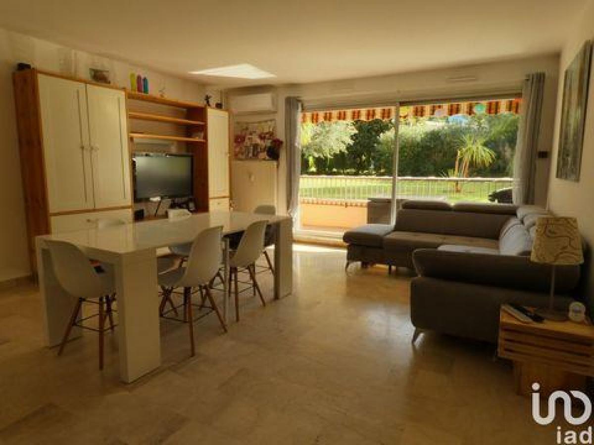 Picture of Condo For Sale in MANDELIEU LA NAPOULE, Cote d'Azur, France