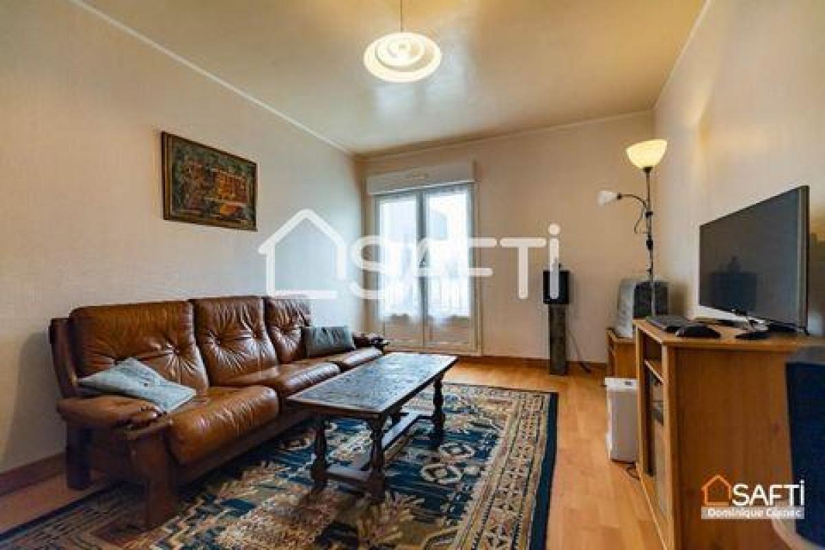 Picture of Apartment For Sale in Morlaix, Bretagne, France