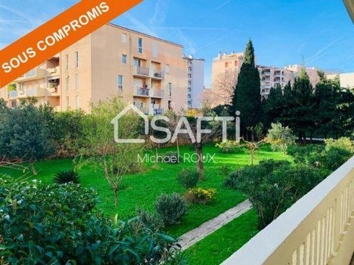 Picture of Apartment For Sale in Toulon, Provence-Alpes-Cote d'Azur, France