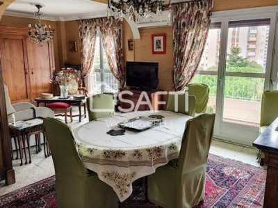 Apartment For Sale in Toulon, France