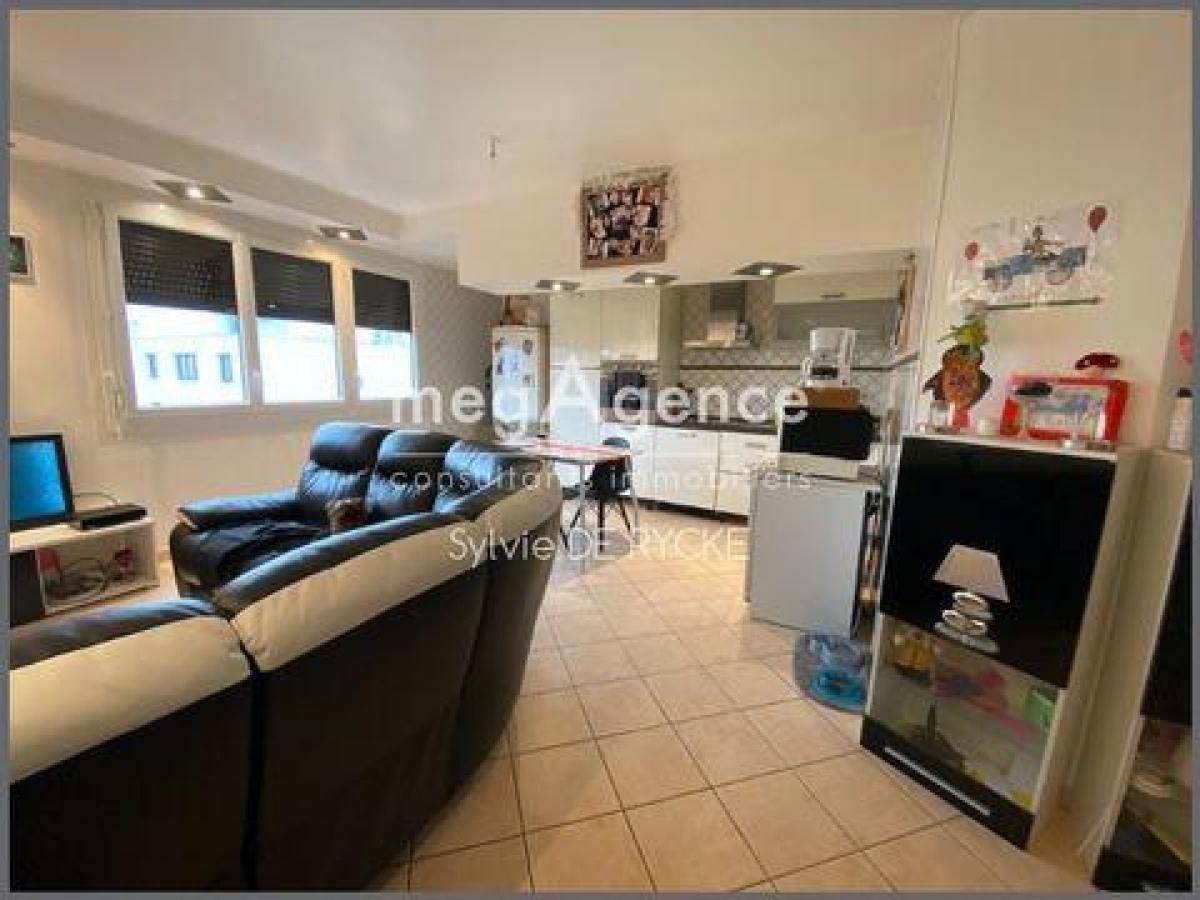 Picture of Apartment For Sale in Sens, Bourgogne, France