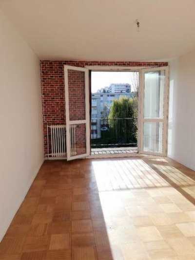 Apartment For Sale in Beauvais, France