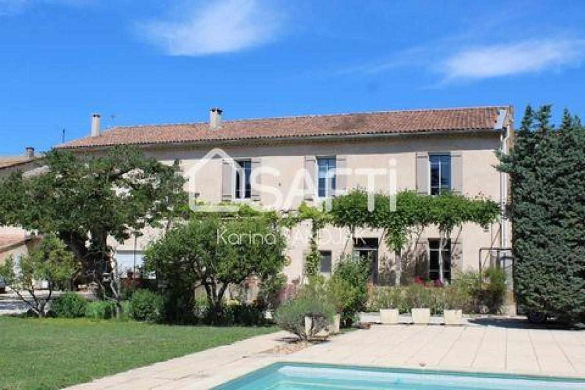 Picture of Home For Sale in Cavaillon, Provence-Alpes-Cote d'Azur, France