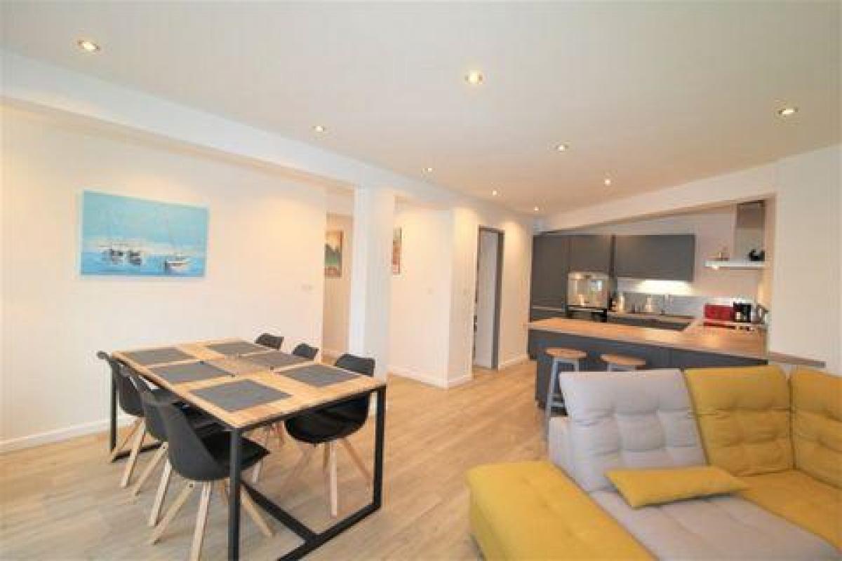 Picture of Apartment For Sale in Landerneau, Bretagne, France