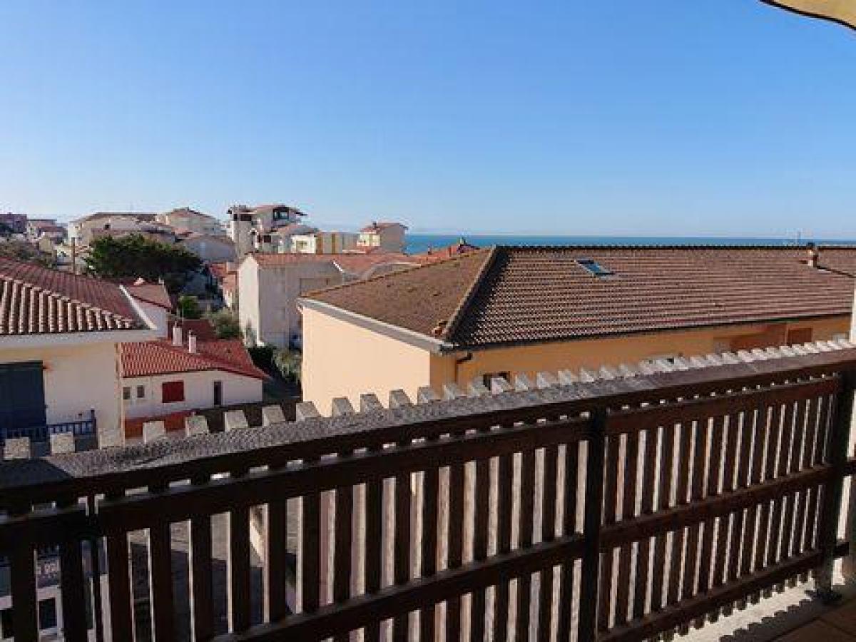 Picture of Apartment For Sale in Capbreton, Aquitaine, France