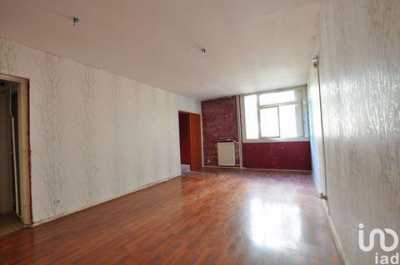 Condo For Sale in Orange, France