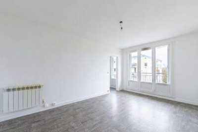 Condo For Sale in Doullens, France