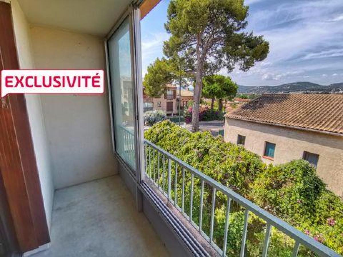 Picture of Apartment For Sale in Hyeres, Cote d'Azur, France