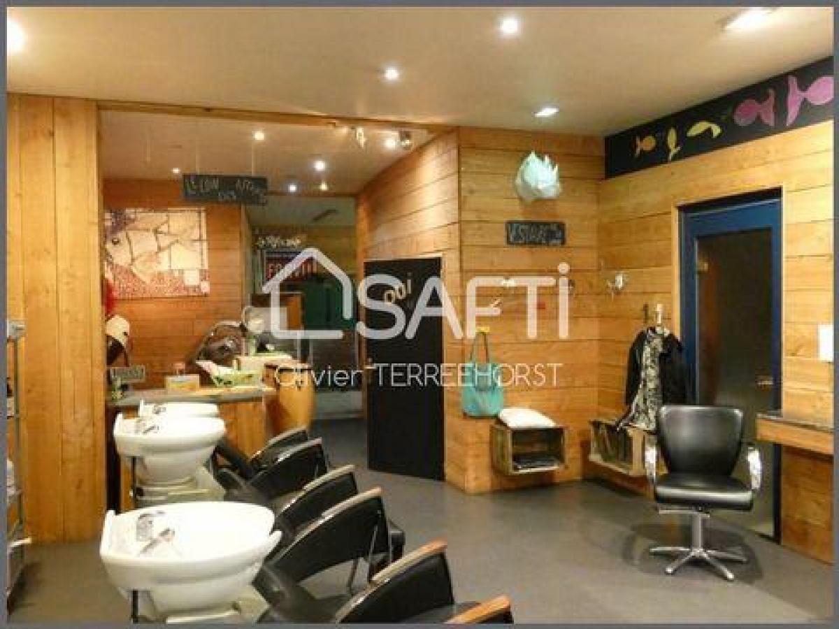 Picture of Office For Sale in Libourne, Aquitaine, France