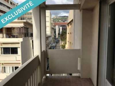 Apartment For Sale in Toulon, France