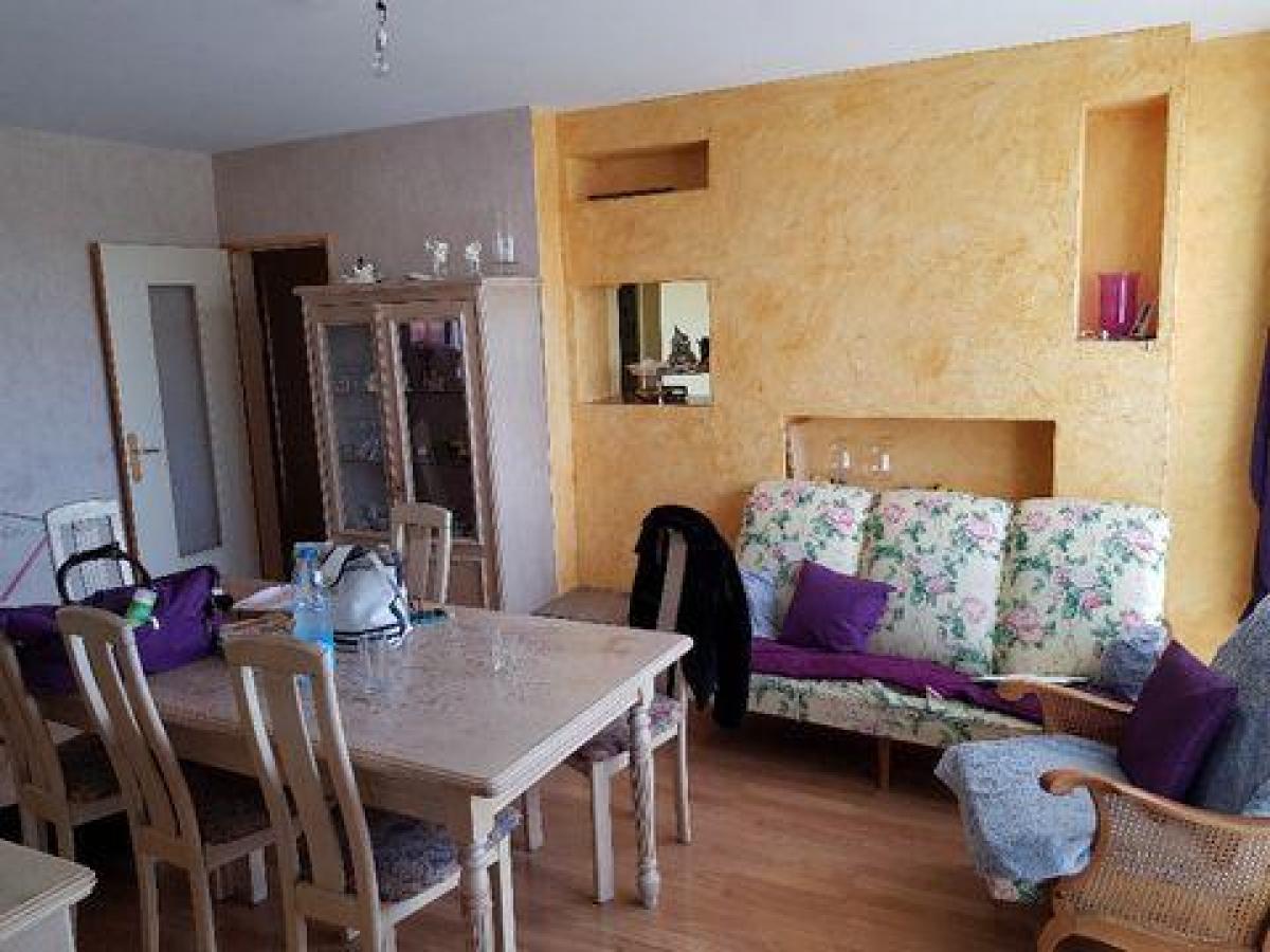 Picture of Apartment For Sale in Saint-Quentin, Picardie, France