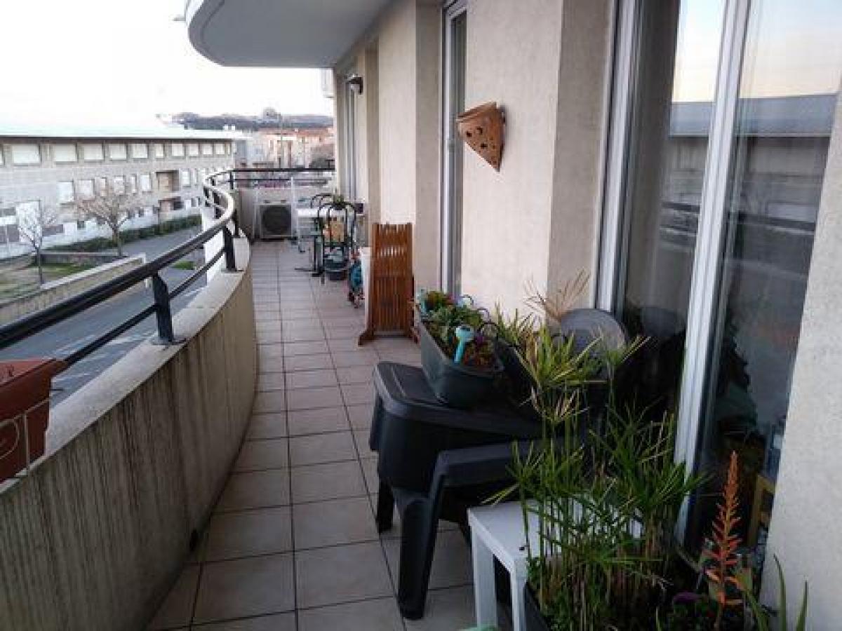 Picture of Apartment For Sale in Vitrolles, Provence-Alpes-Cote d'Azur, France