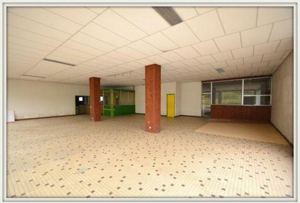 Picture of Office For Sale in Agen, Aquitaine, France