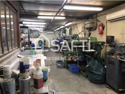 Office For Sale in Sens, France