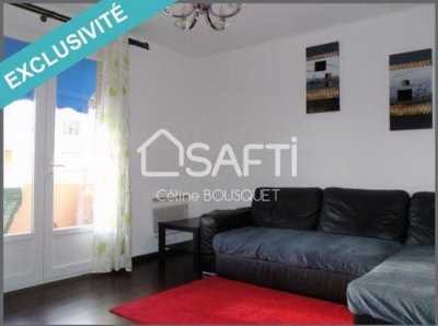 Apartment For Sale in Nimes, France