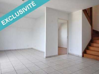 Apartment For Sale in Senlis, France