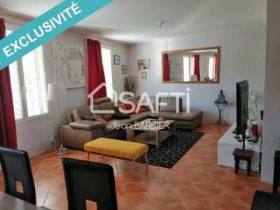 Apartment For Sale in Toulon, France