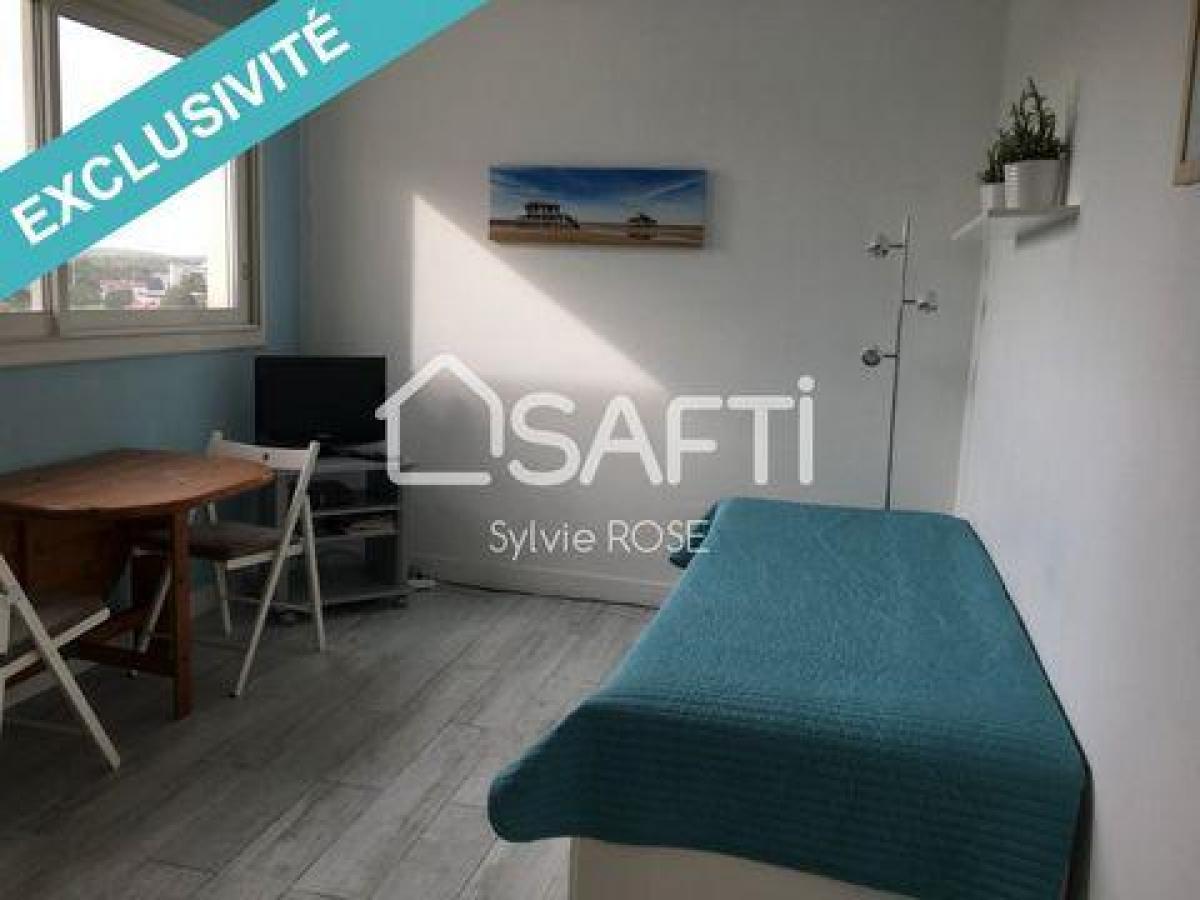 Picture of Apartment For Sale in Arcachon, Aquitaine, France
