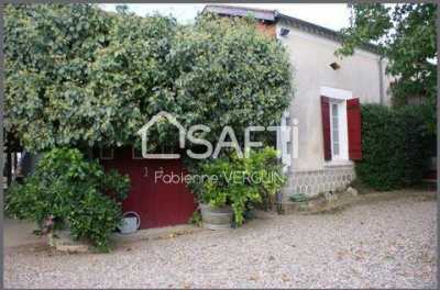 Farm For Sale in Villeneuve-sur-Lot, France