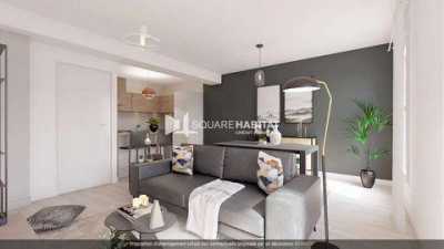 Condo For Sale in
