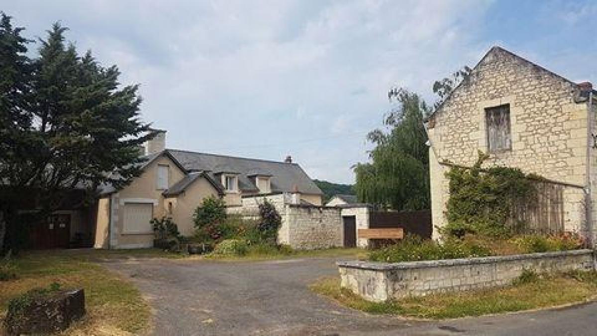 Picture of Farm For Sale in Chinon, Centre, France