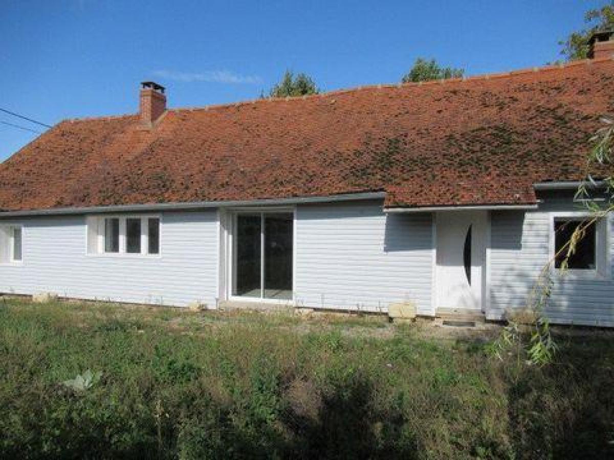 Picture of Farm For Sale in Cusset, Auvergne, France