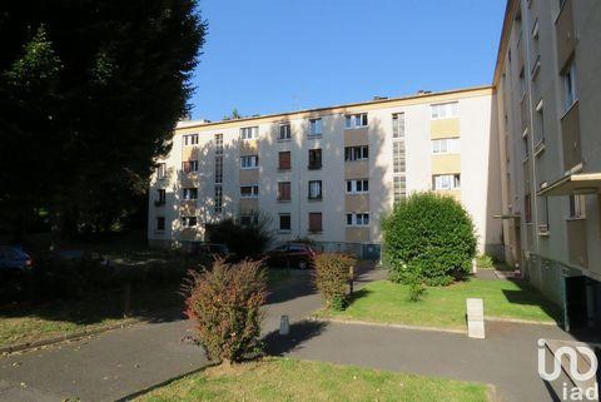 Picture of Condo For Sale in Piscop, Picardie, France