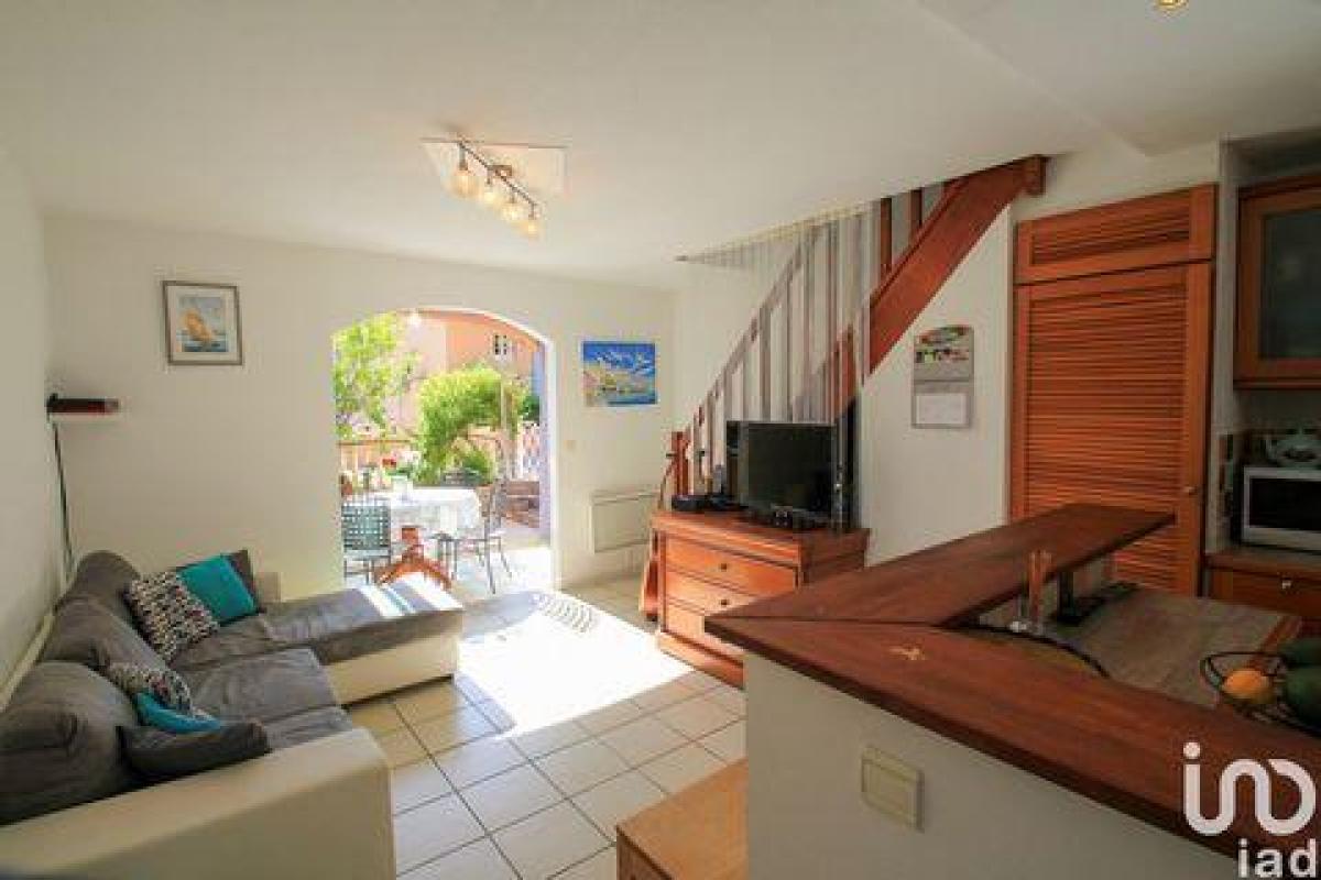 Picture of Condo For Sale in Theoule Sur Mer, Provence-Alpes-Cote d'Azur, France