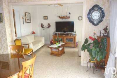 Condo For Sale in Le Cannet, France