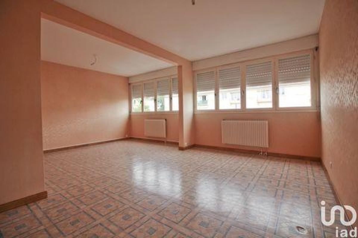 Picture of Condo For Sale in Gien, Centre, France