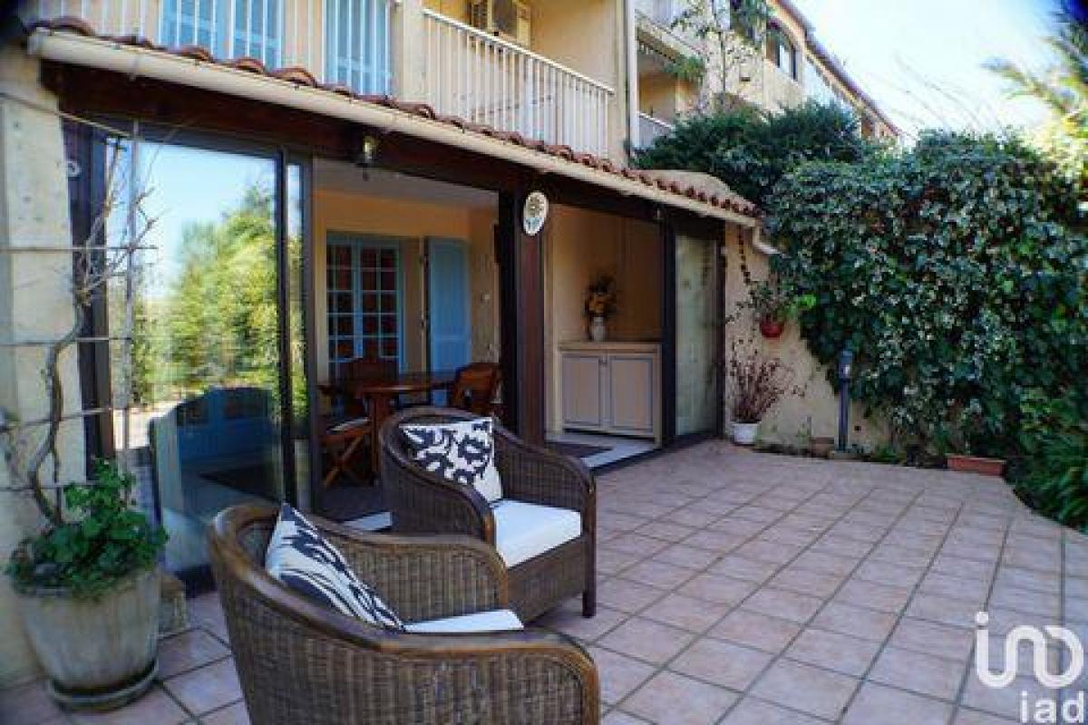 Picture of Condo For Sale in La Croix Valmer, Cote d'Azur, France