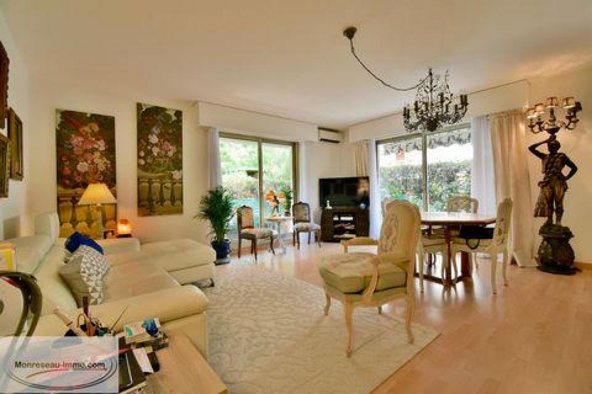 Picture of Condo For Sale in Le Cannet, Cote d'Azur, France