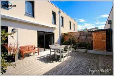 Condo For Sale in Ostwald, France
