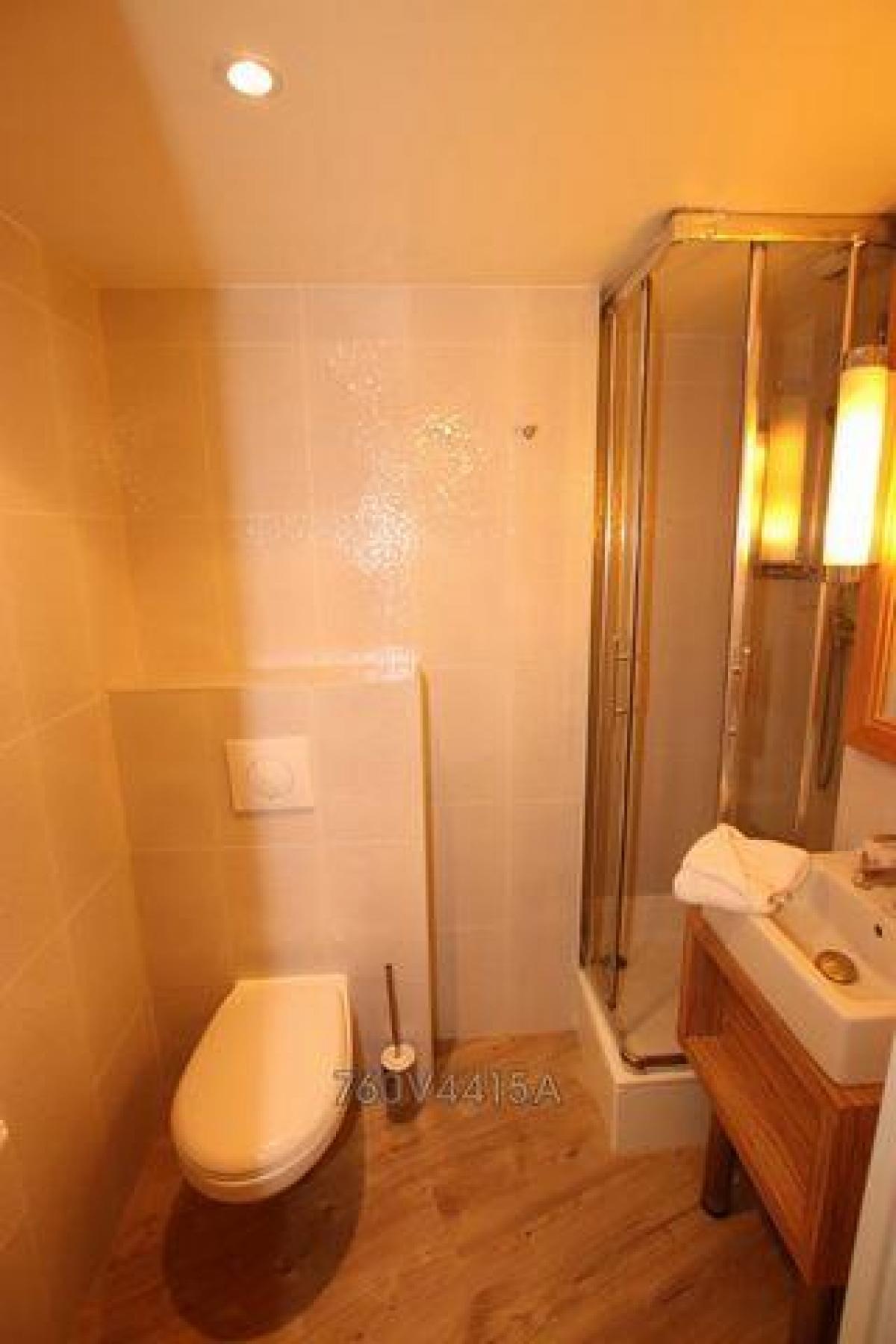 Picture of Condo For Sale in Antibes, Cote d'Azur, France