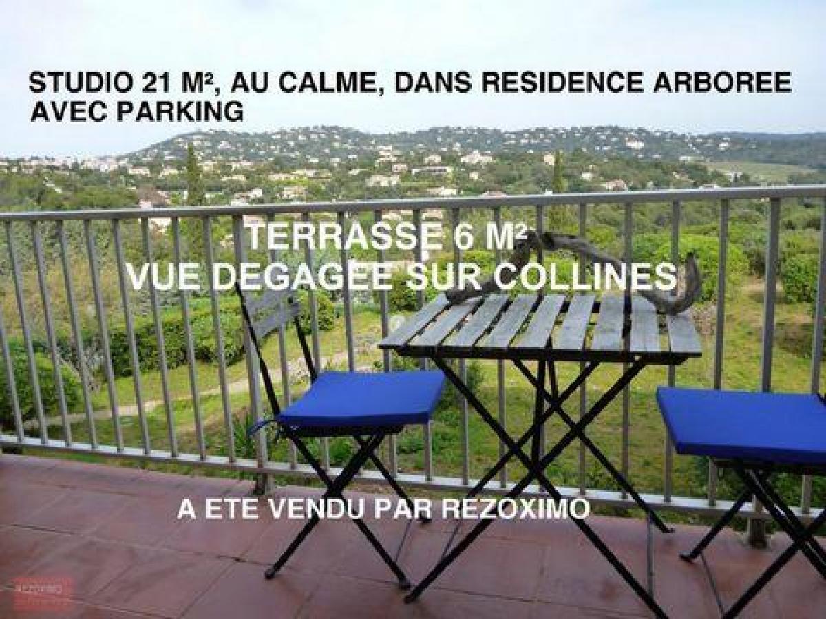 Picture of Apartment For Sale in La Croix Valmer, Cote d'Azur, France