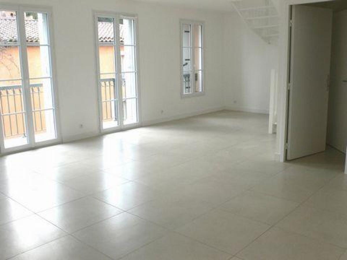 Picture of Condo For Sale in Cogolin, Provence-Alpes-Cote d'Azur, France