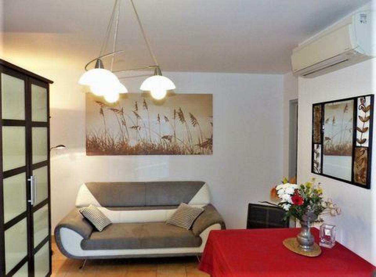 Picture of Condo For Sale in Cavalaire Sur Mer, Cote d'Azur, France