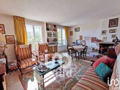 Condo For Sale in Ennery, France