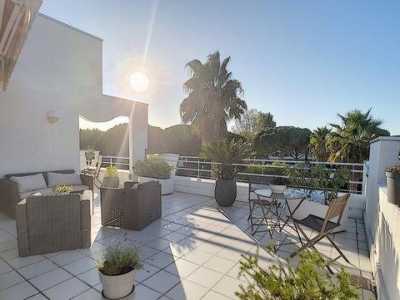 Condo For Sale in La Grande Motte, France