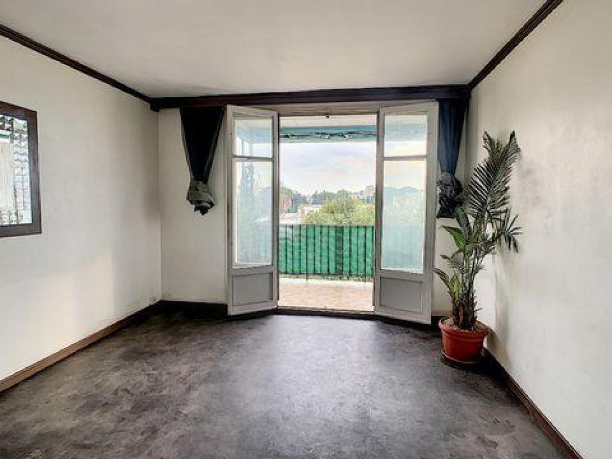 Picture of Condo For Sale in Avignon, Provence-Alpes-Cote d'Azur, France