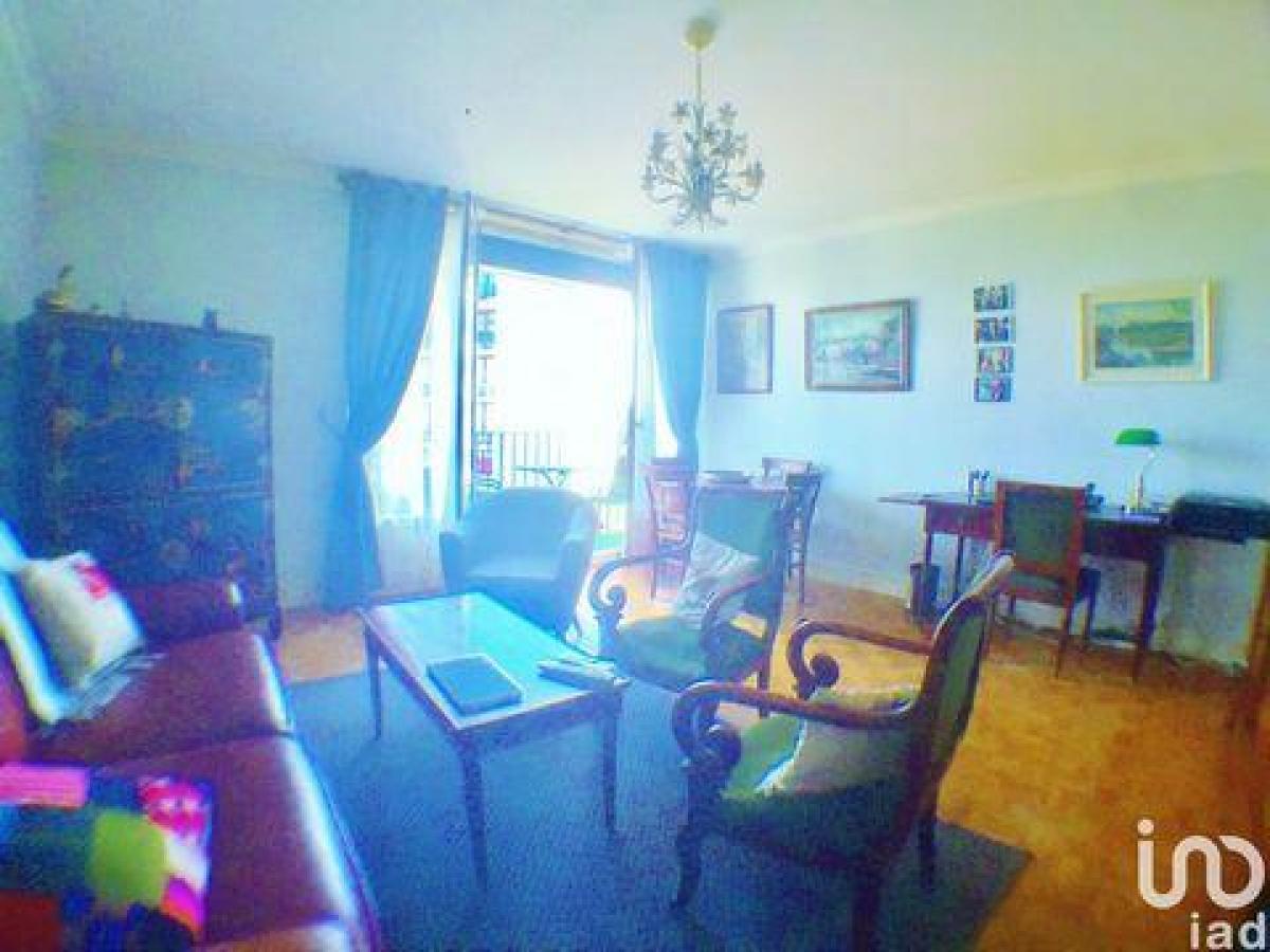 Picture of Condo For Sale in Beauvais, Picardie, France