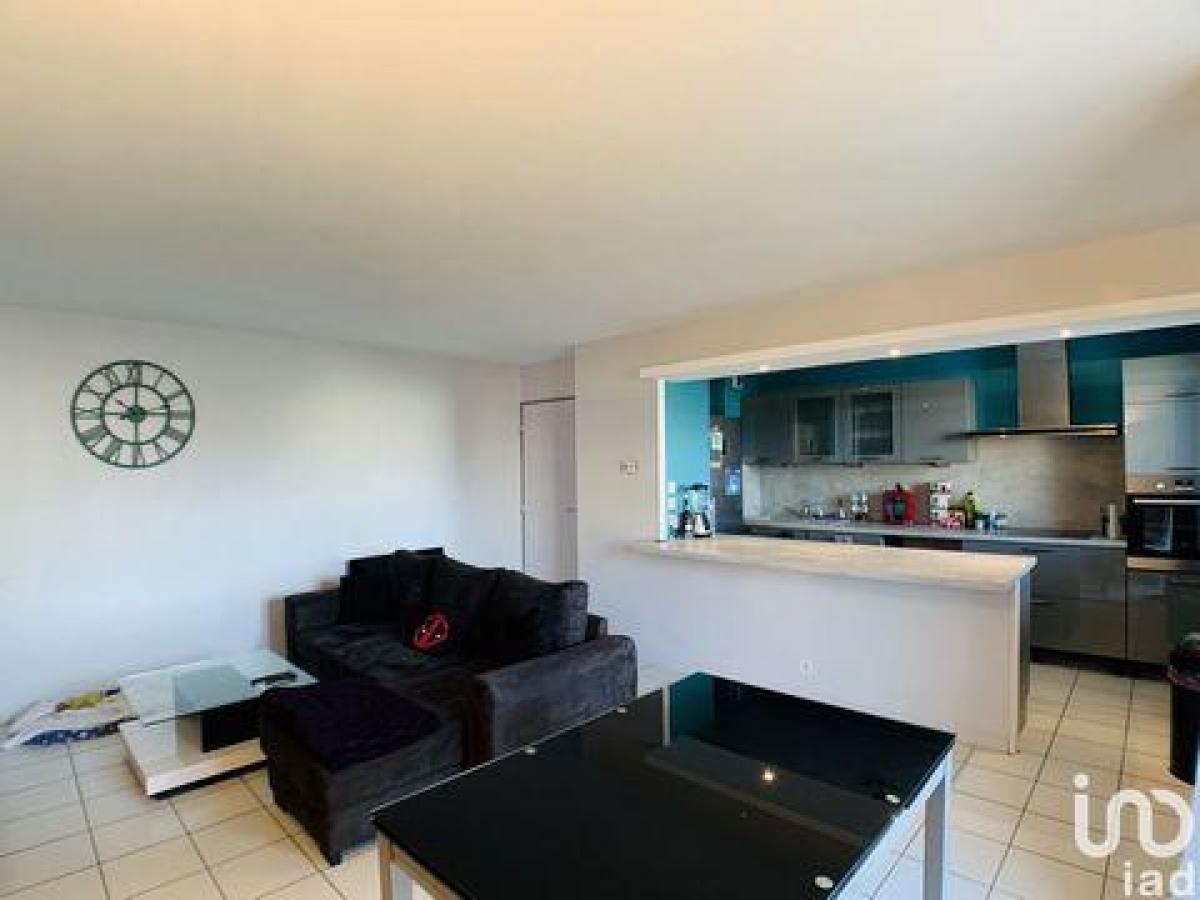 Picture of Condo For Sale in Sens, Bourgogne, France