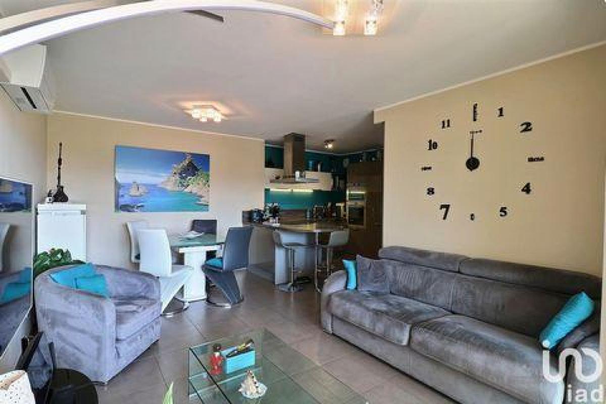 Picture of Condo For Sale in La Ciotat, Provence-Alpes-Cote d'Azur, France