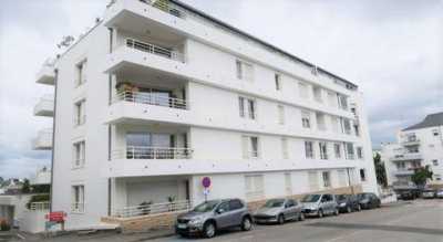 Condo For Sale in Vannes, France