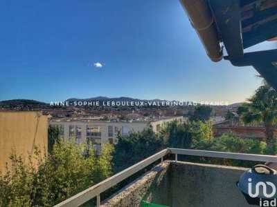 Condo For Sale in SIX FOURS LES PLAGES, France