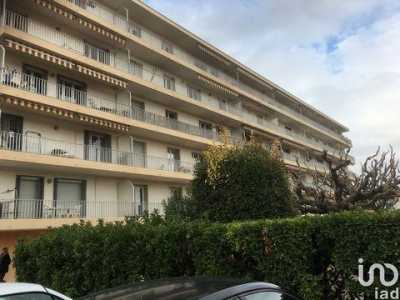 Condo For Sale in Avignon, France
